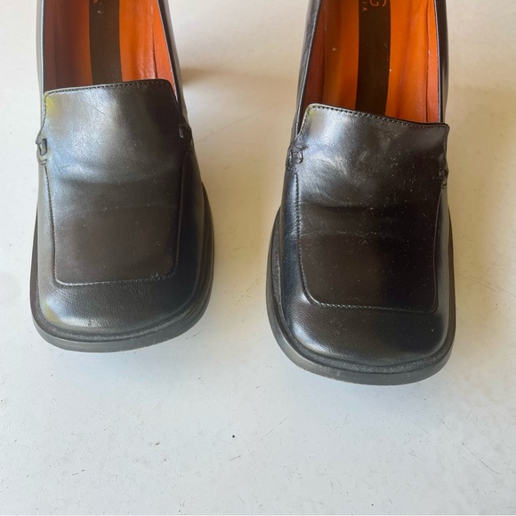 Vintage Y2K BCBG Black Leather Block Heel Loafer 8B - Picture 3 of 7
